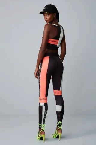 Legging Launches Low Printed Perfume