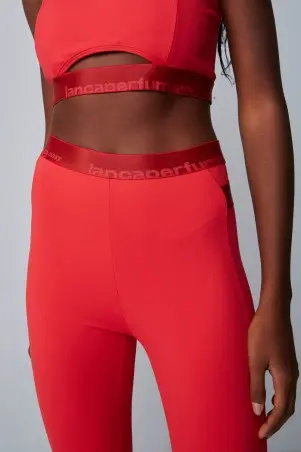 Leggings Launches Super High Perfume