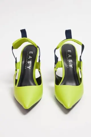 Scarpin Launches Perfume with Elastico