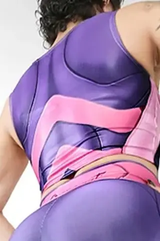 Cropped Fitness Dynamite Robo Rose Blouse