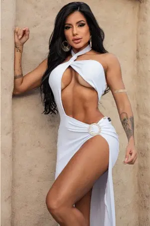 White Neckline Sharp Eyes Dress