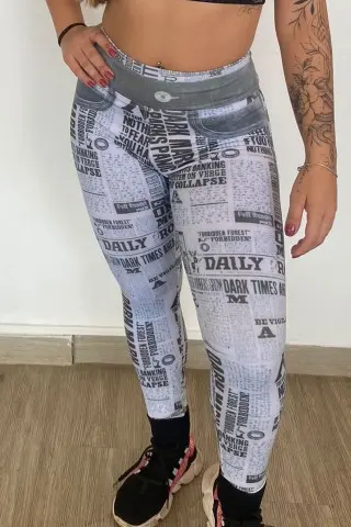 Front Page Print Leggings