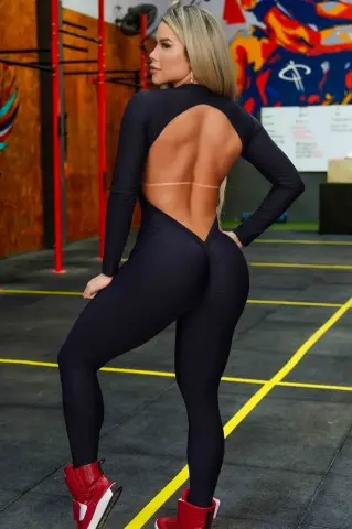 Macacão Manga Longa Marie Preto Macacão Manga Longa Marie Preto