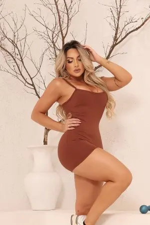 Macaquinho Sleek Marrom