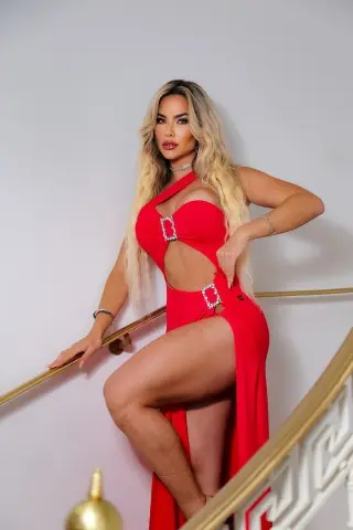 Vestido Monarrica Vermelho