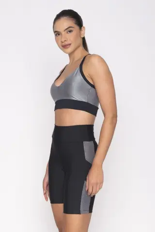 Minimal Bermuda Shorts Minimal Bermuda Shorts