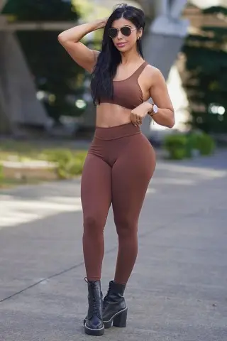 Conjunto Cent Marrom