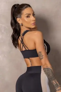 Black Top Runner with Silk