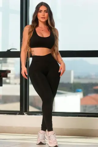 Conjunto Power Sculpt Black C/E Conjunto Power Sculpt Black C/E