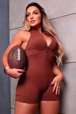 Macaquinho Ziper Brown C/E Macaquinho Ziper Brown C/E