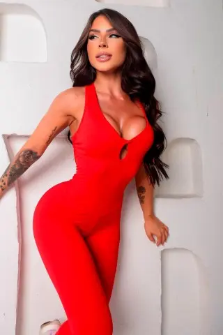 Macacão Arco Vermelho C/E Macacão Arco Vermelho C/E