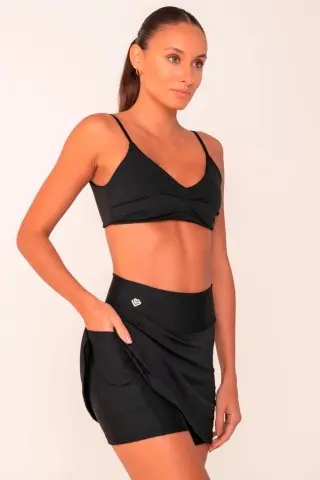 Shorts Saia Preto Com Bolso Interno Shorts Saia Preto Com Bolso Interno