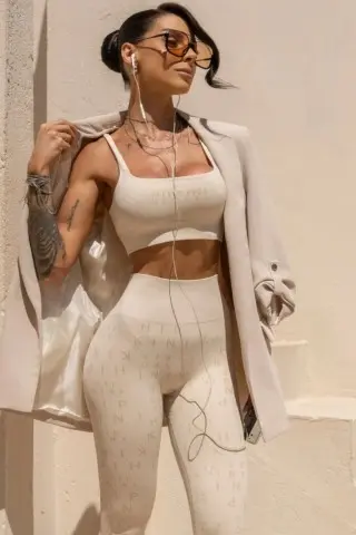 Top Time For Me Seamless Beige Top Time For Me Seamless Beige