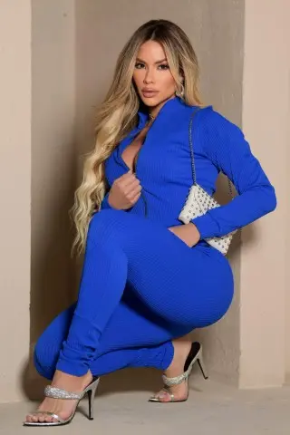 Essential Chic Set Essential Chic Set