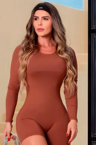 Macaquinho BodyWave Manga Longa C/E Macaquinho BodyWave Manga Longa C/E