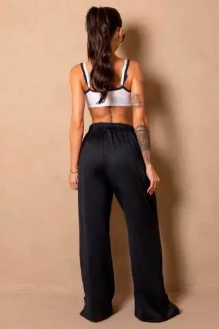 Calça Wellness Preta Wide Leg S/E
