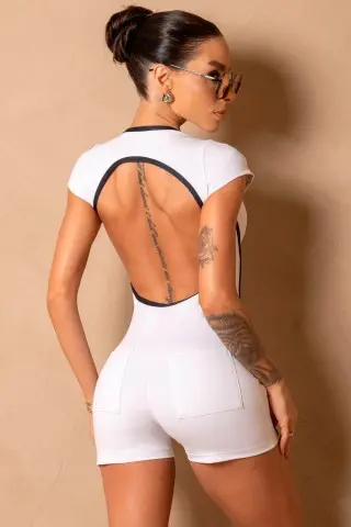 White Short-Sleeved Wellness Jumpsuit N/U White Short-Sleeved Wellness Jumpsuit N/U