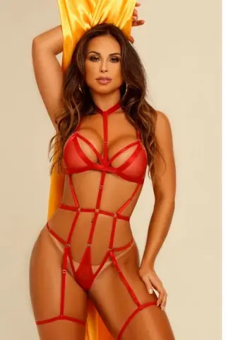 Body Sensual Com Strap Rubi