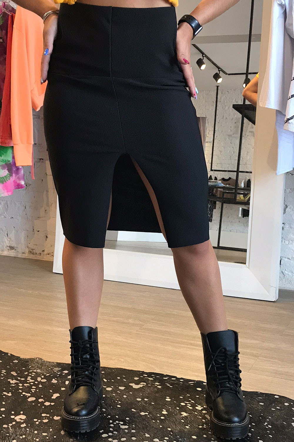 Colcci Black Midi Skirt With Slit